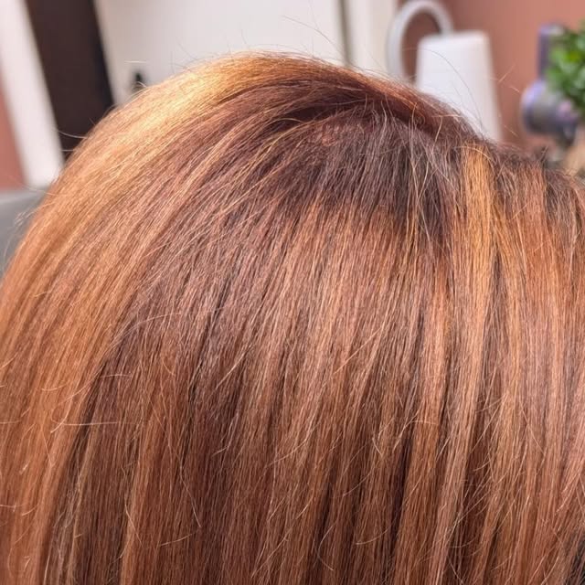 Warm koper, gekleurd in de salon